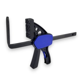 One-handed clamp for T-tracks and Festool, Makita, DeWalt guide rails
